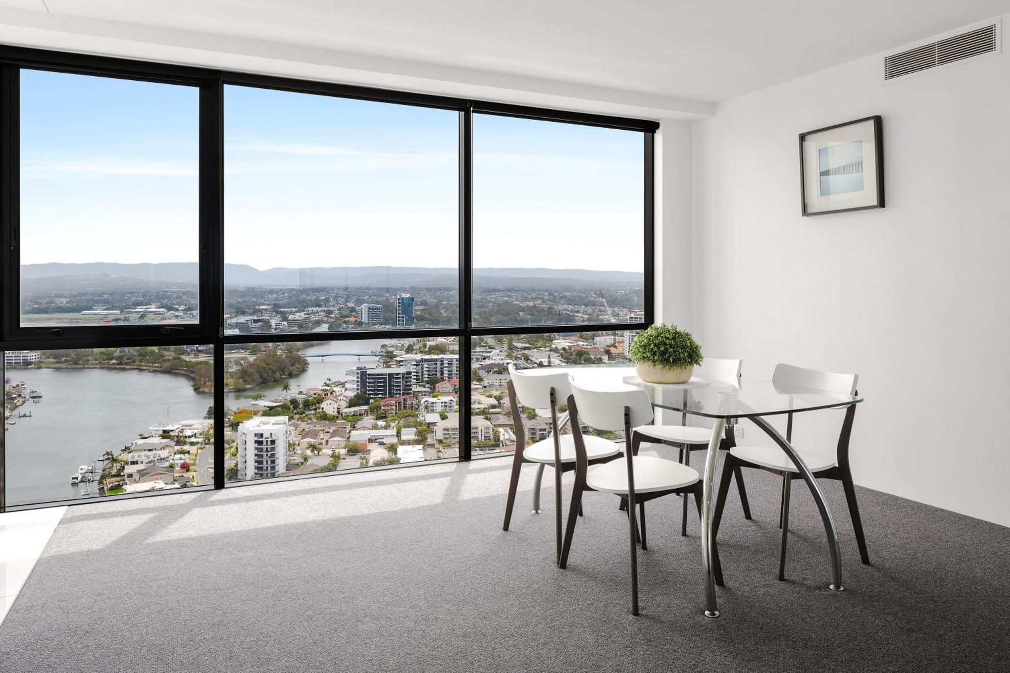 Holiday Holiday Circle On Cavill Apartments Gold Coast Ruang foto