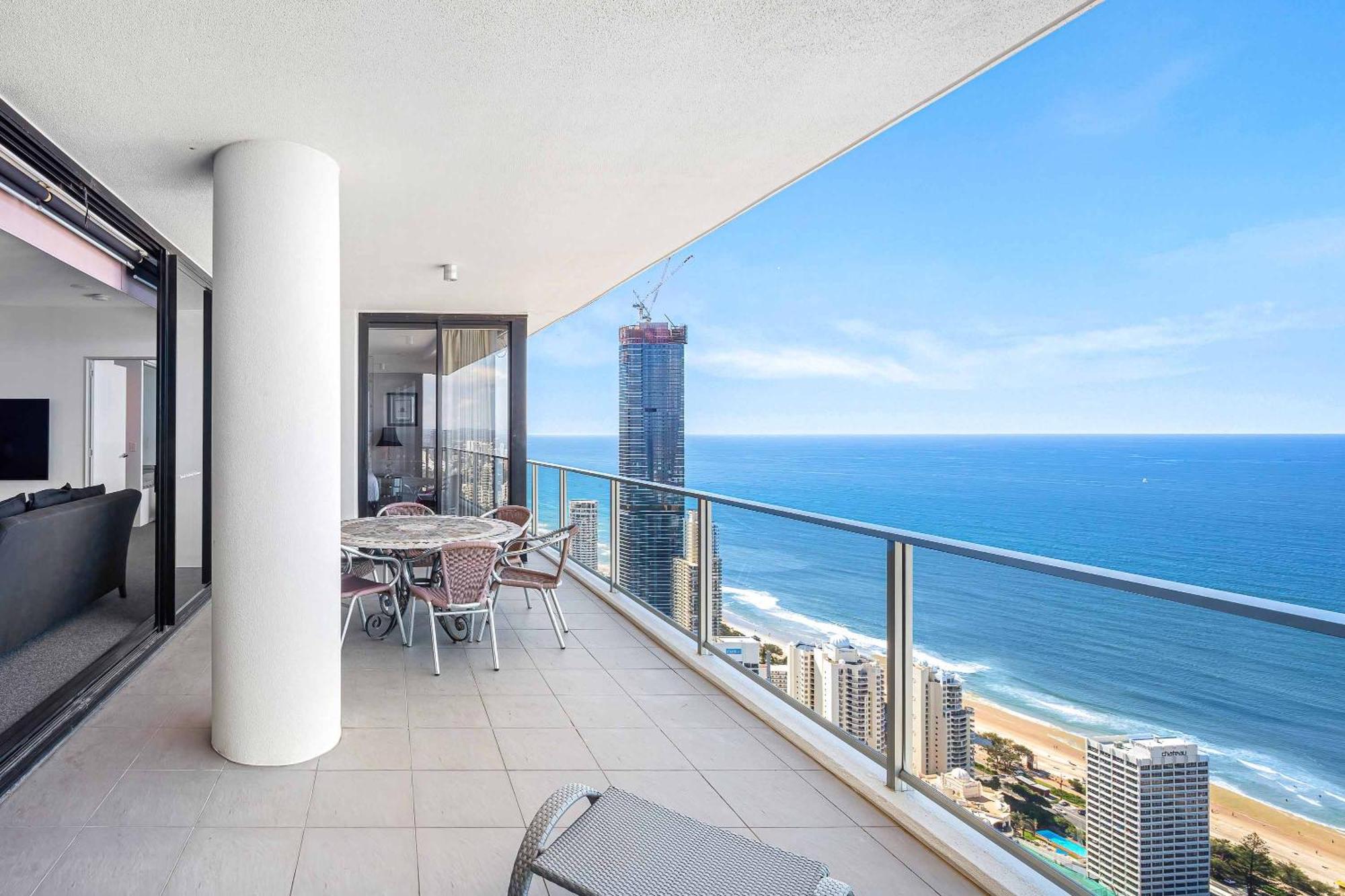 Holiday Holiday Circle On Cavill Apartments Gold Coast Ruang foto