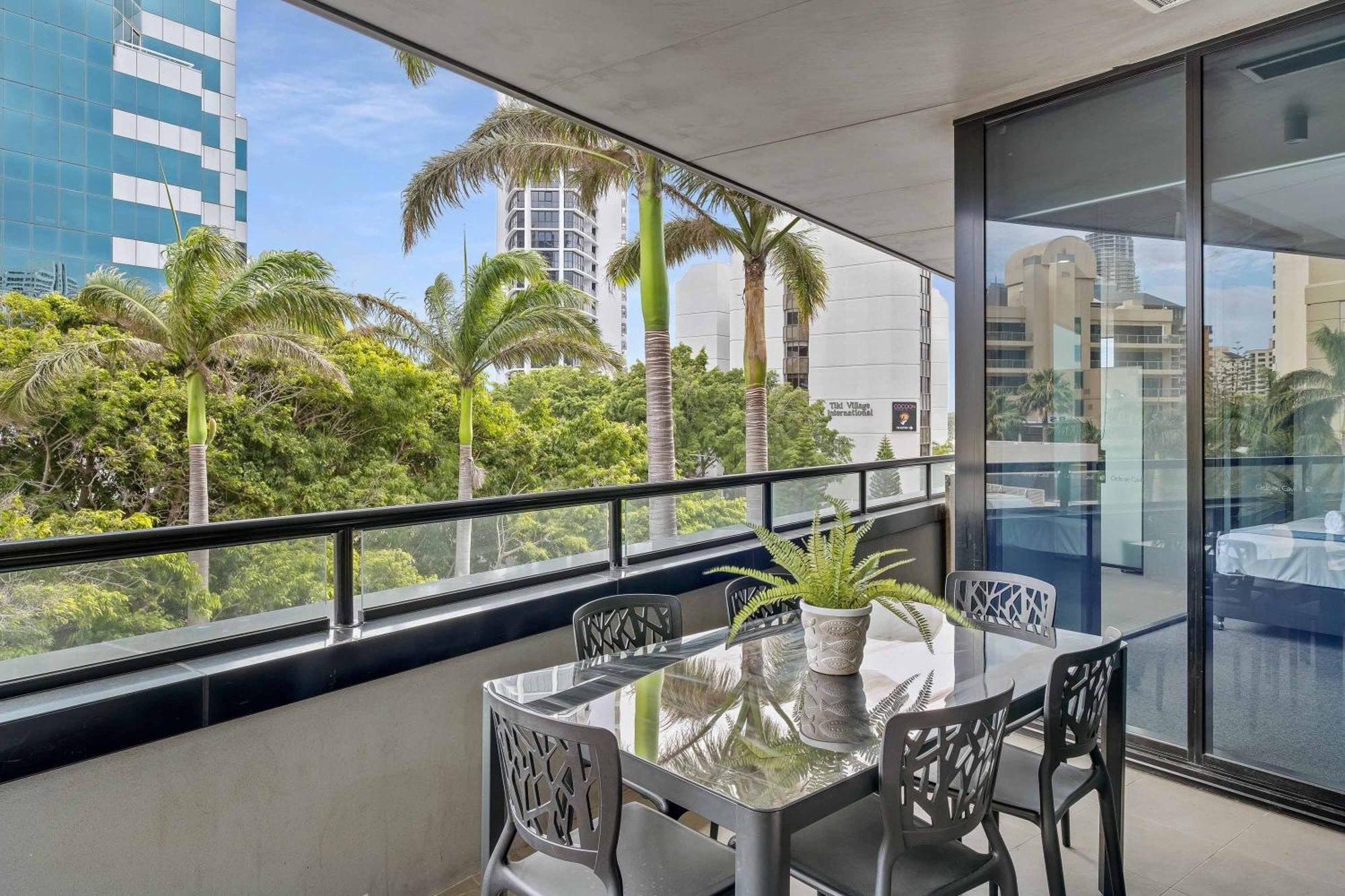 Holiday Holiday Circle On Cavill Apartments Gold Coast Ruang foto